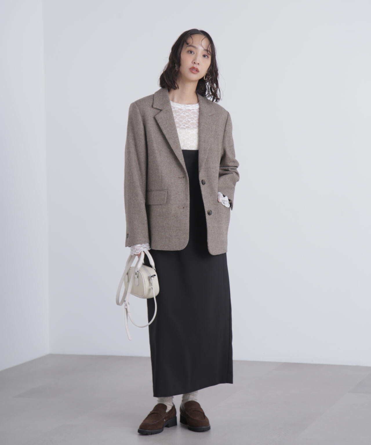 スクープネックマキシジャンパースカート