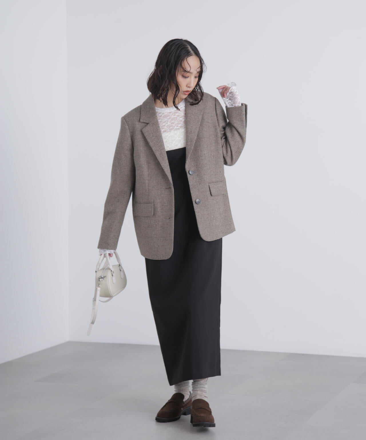 スクープネックマキシジャンパースカート