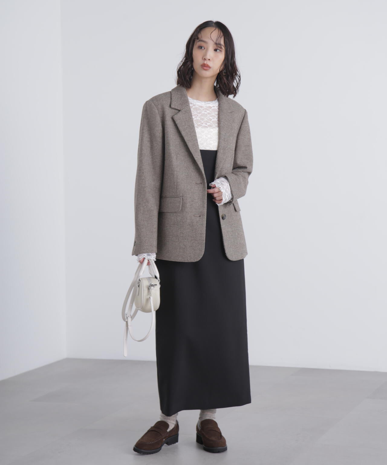 スクープネックマキシジャンパースカート