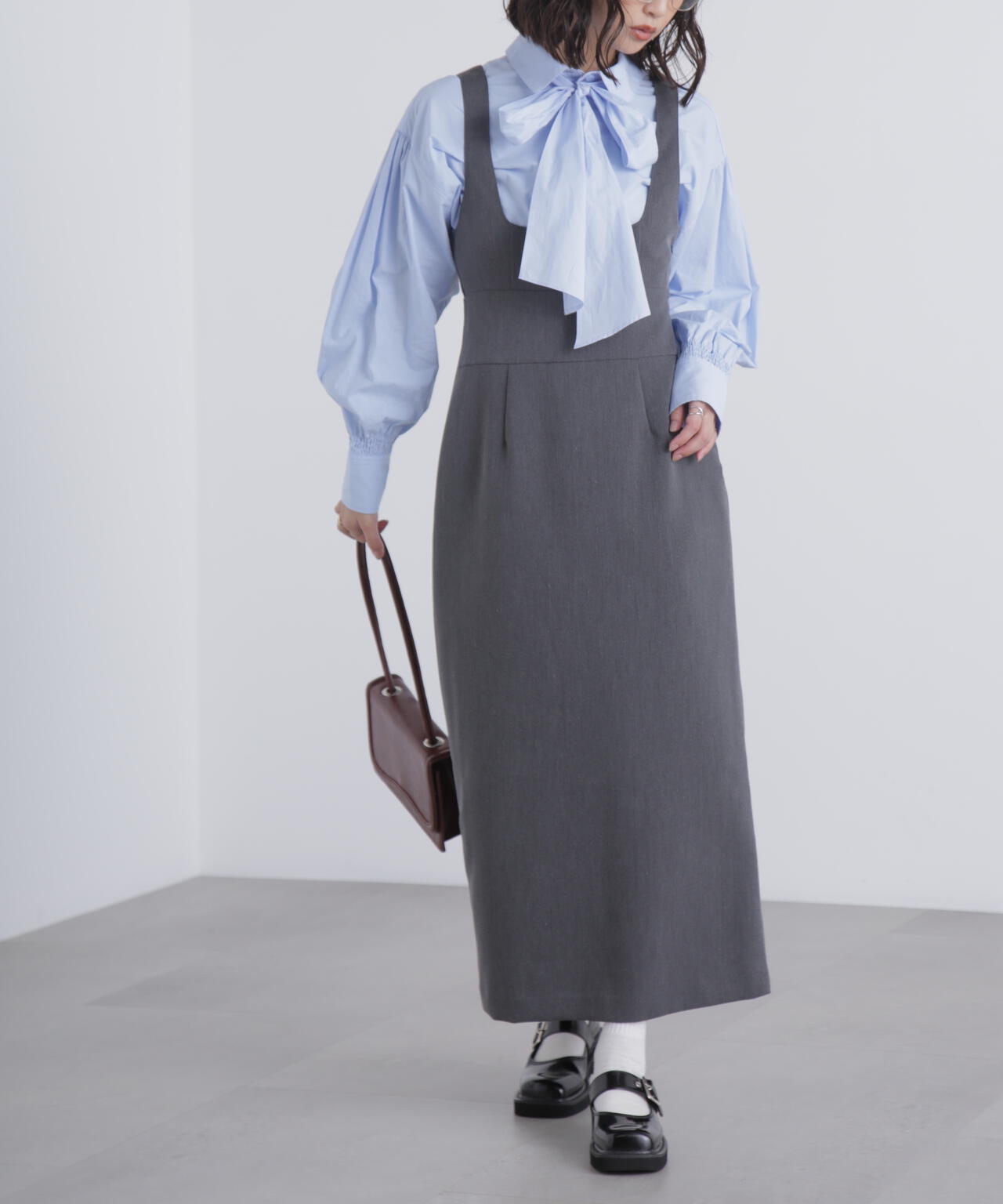 スクープネックマキシジャンパースカート