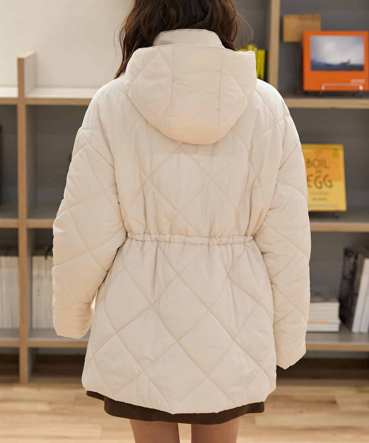 ウエストドロストキルティングコート