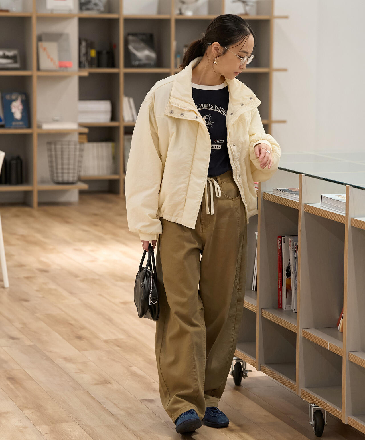 モンスターショートブルゾン