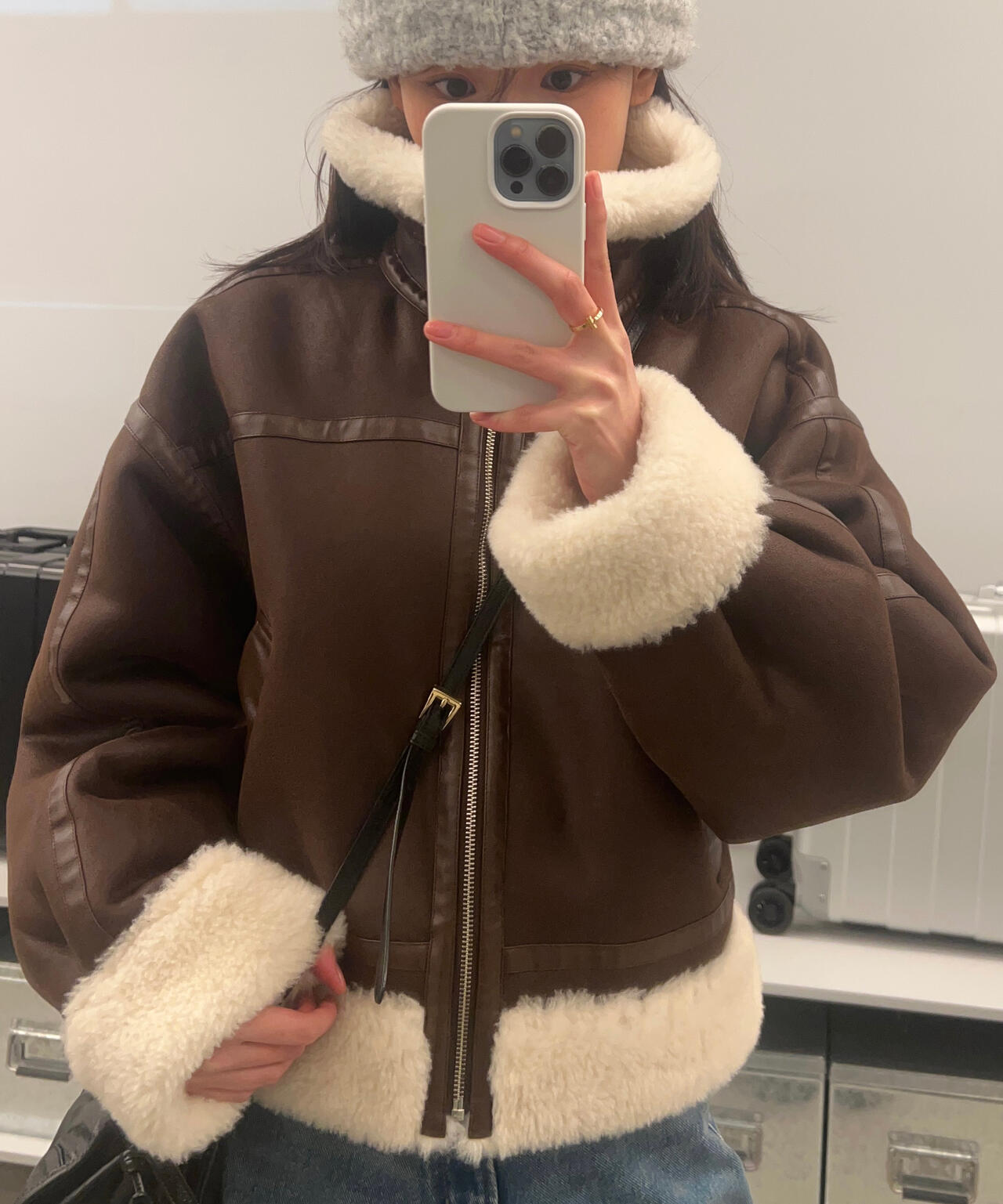 ボンバージャケット