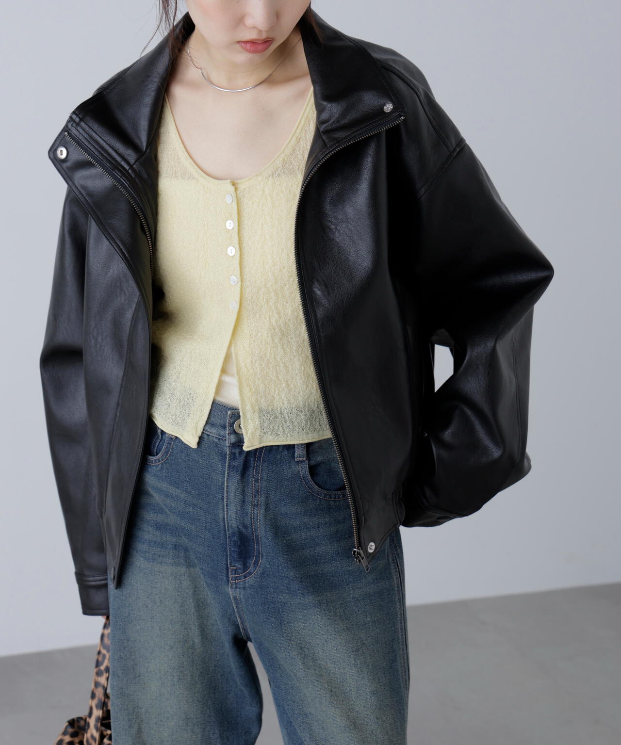 スタンド合皮ブルゾン