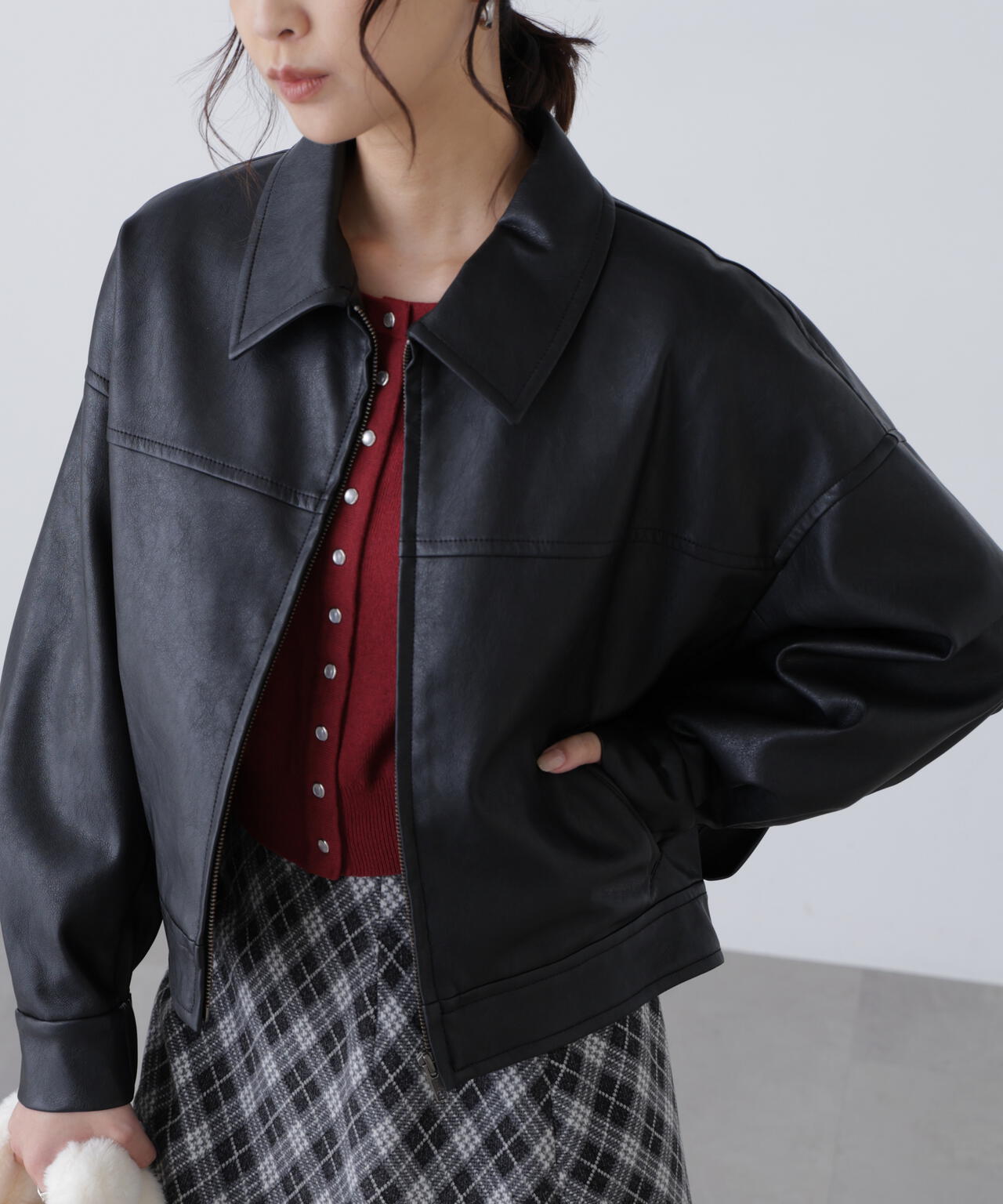合皮ジップアップブルゾン