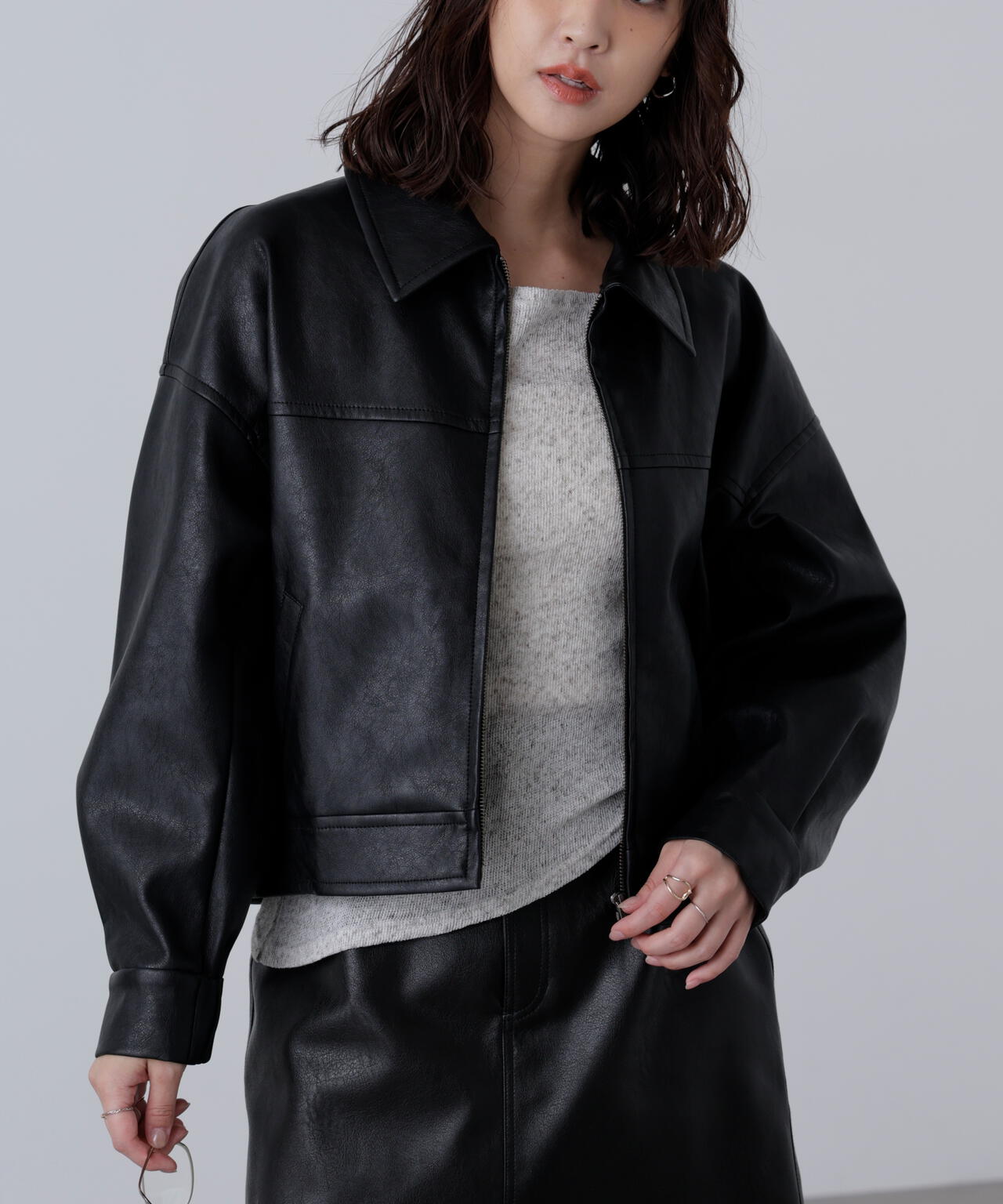合皮ジップアップブルゾン