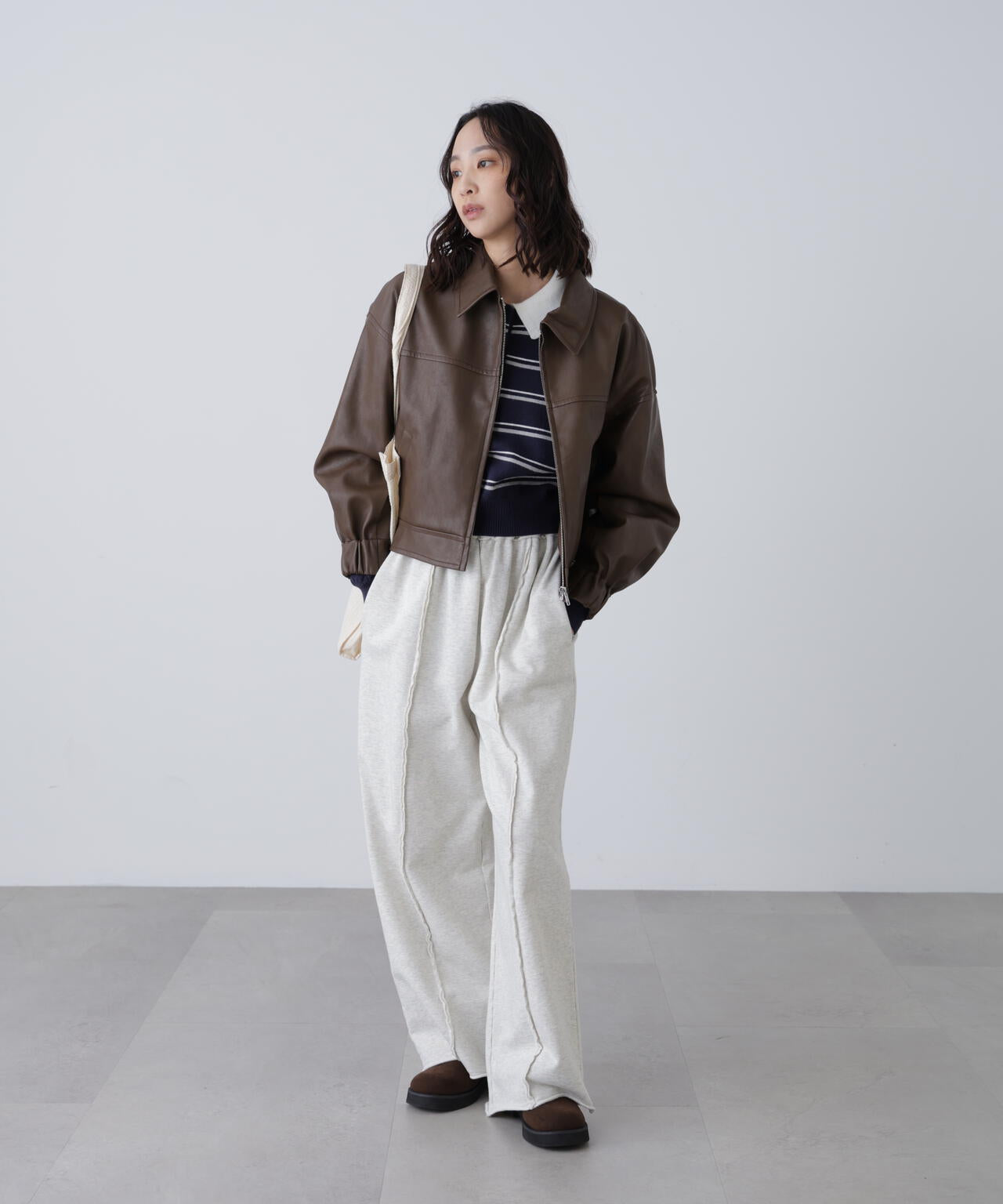 合皮ジップアップブルゾン