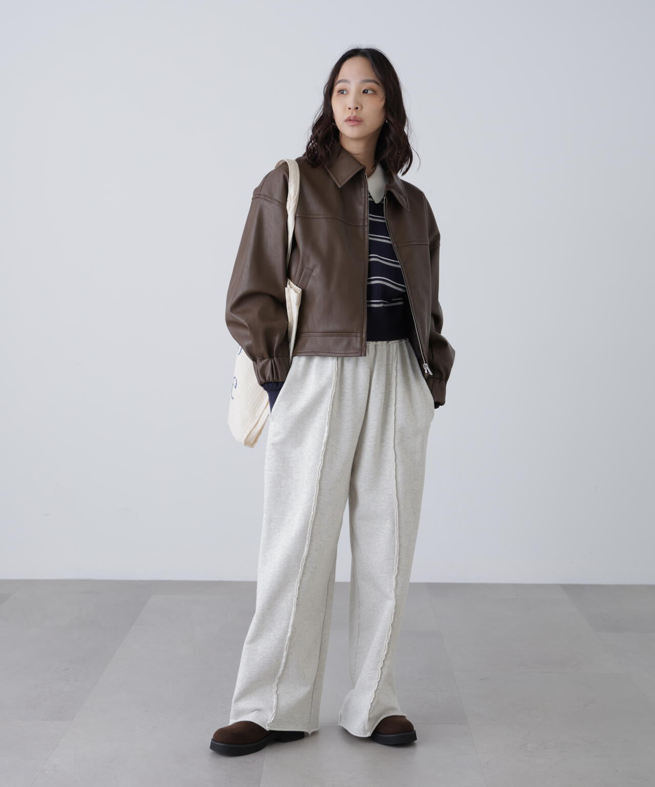 合皮ジップアップブルゾン