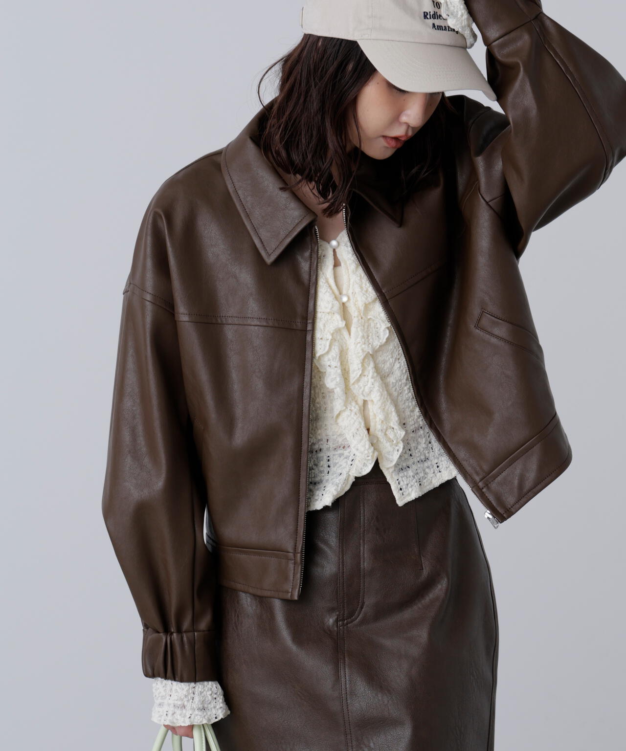 合皮ジップアップブルゾン