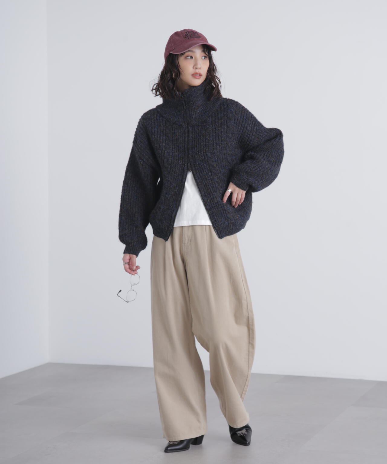 スタンドネックショート丈ジップニットブルゾン