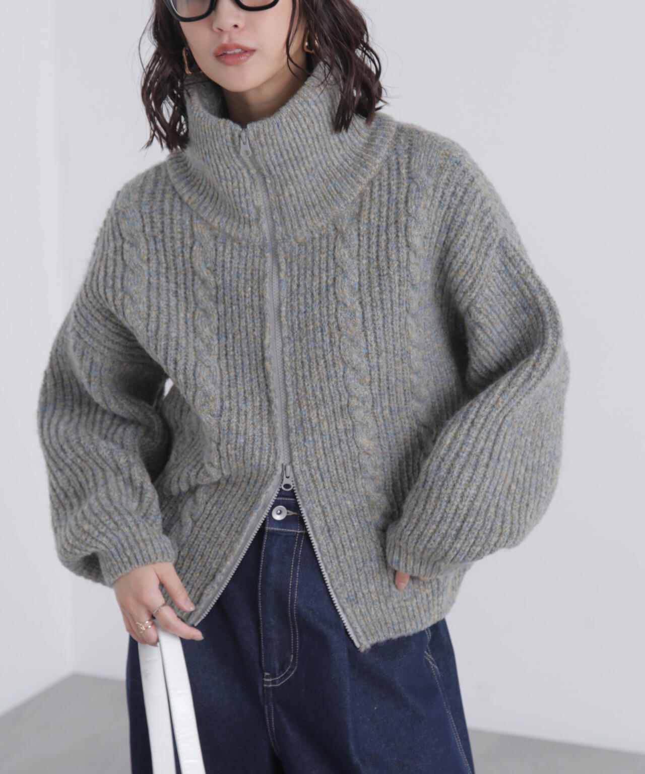 スタンドネックショート丈ジップニットブルゾン