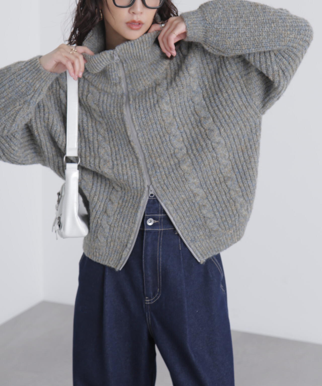 スタンドネックショート丈ジップニットブルゾン