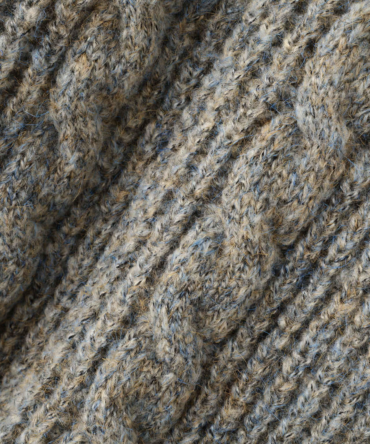 スタンドネックショート丈ジップニットブルゾン