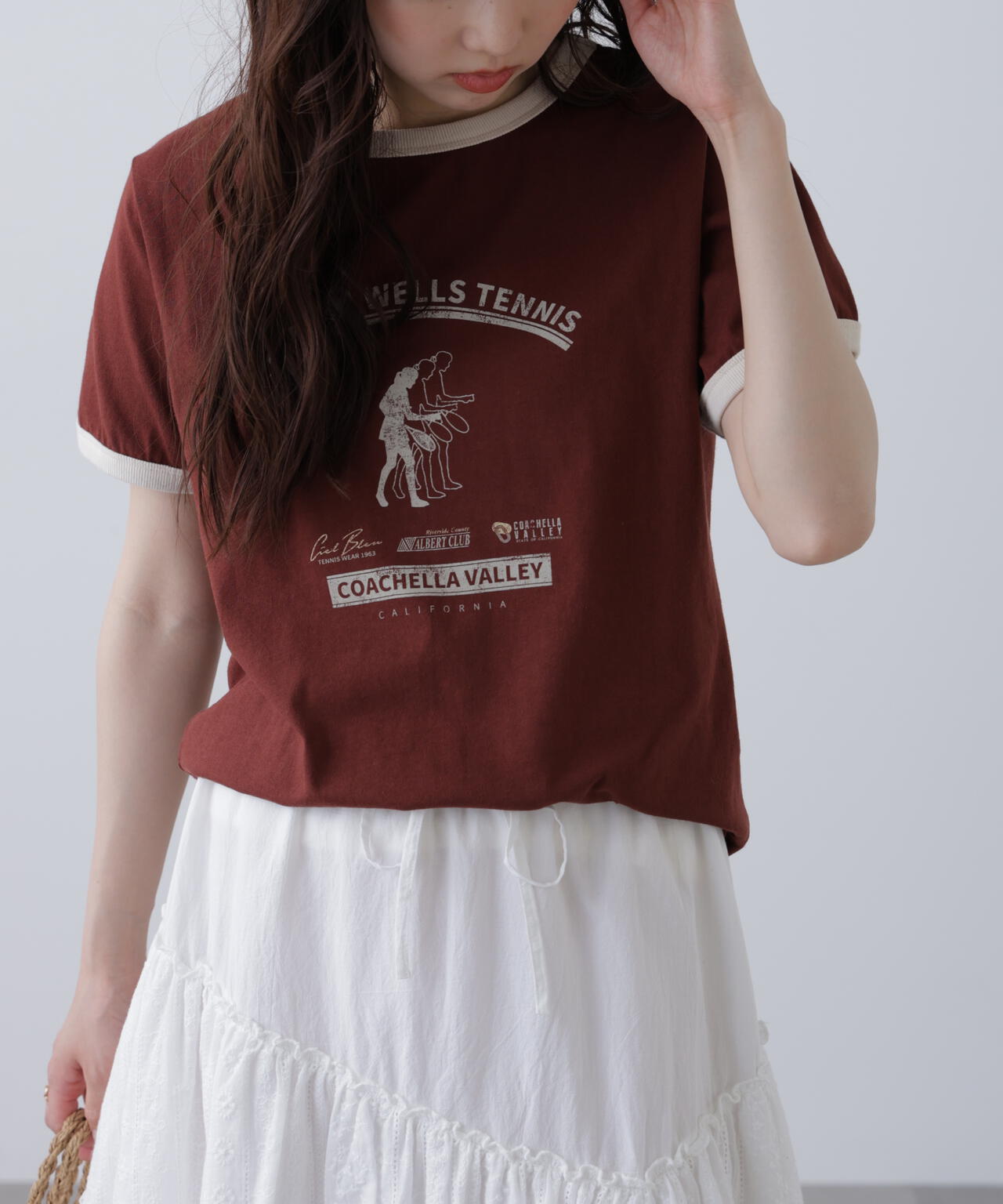 レトロスポーツプリントTシャツ