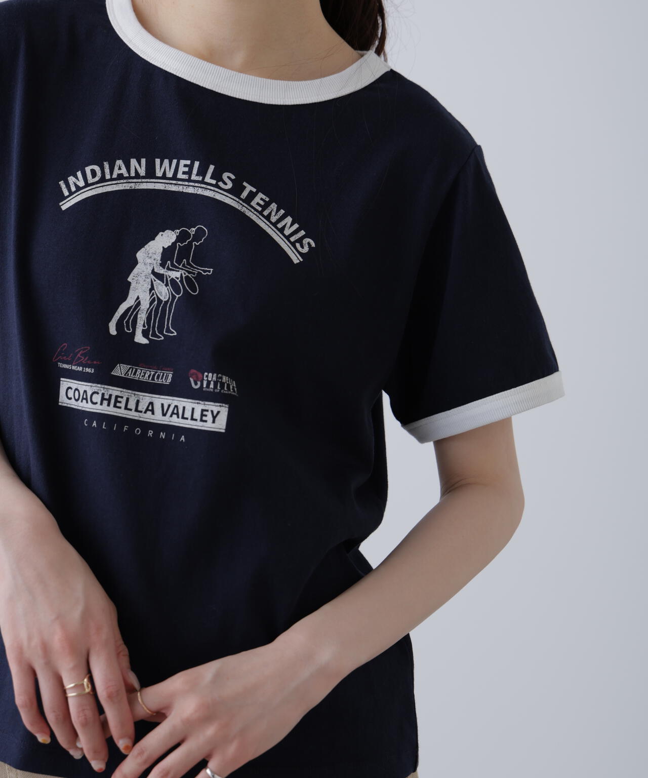 レトロスポーツプリントTシャツ