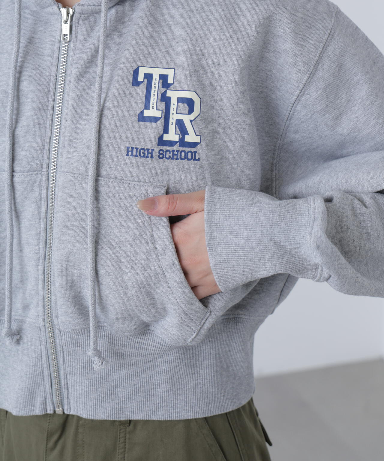 〈フリーズマート別注〉テネシーリバーフーディ