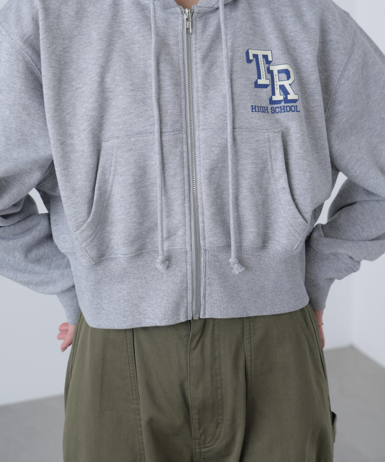 〈フリーズマート別注〉テネシーリバーフーディ