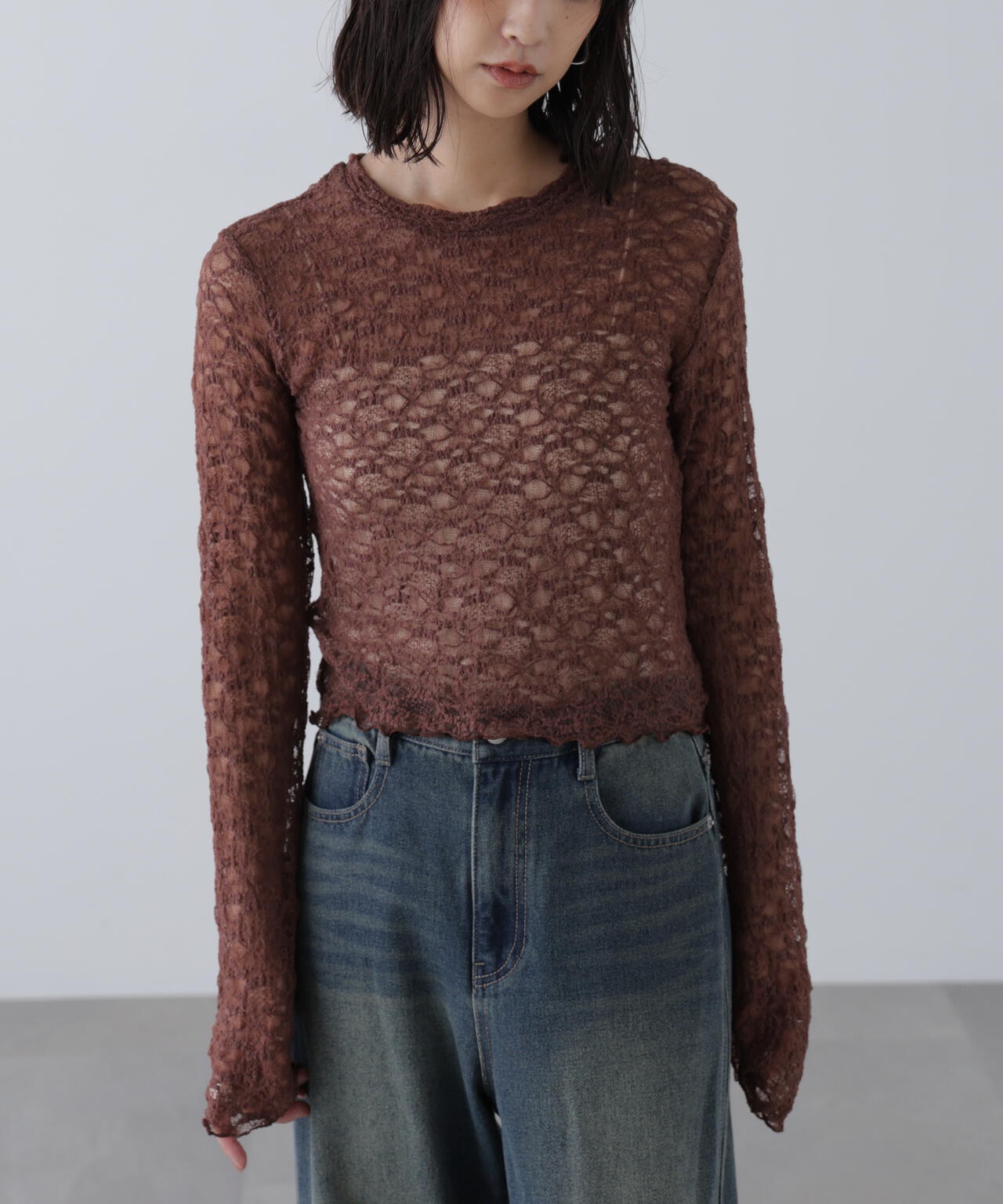 ショート丈レーストップス