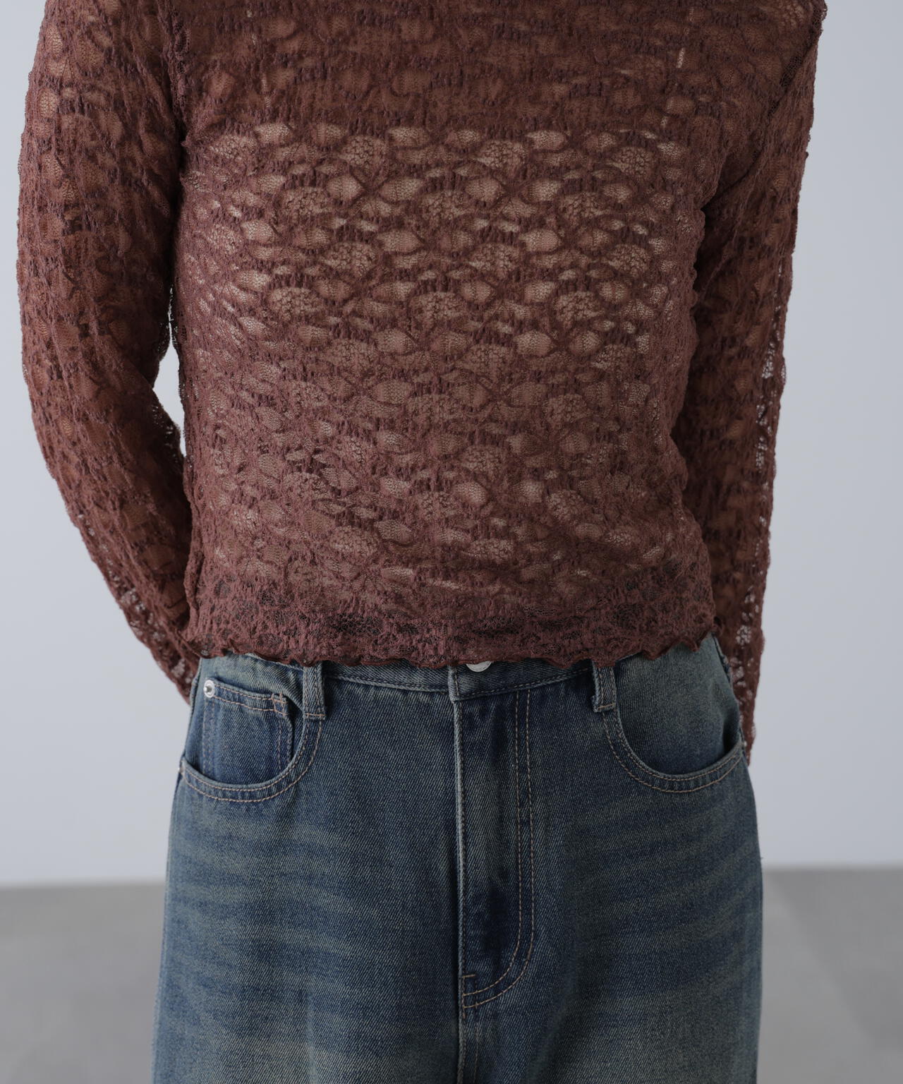 ショート丈レーストップス