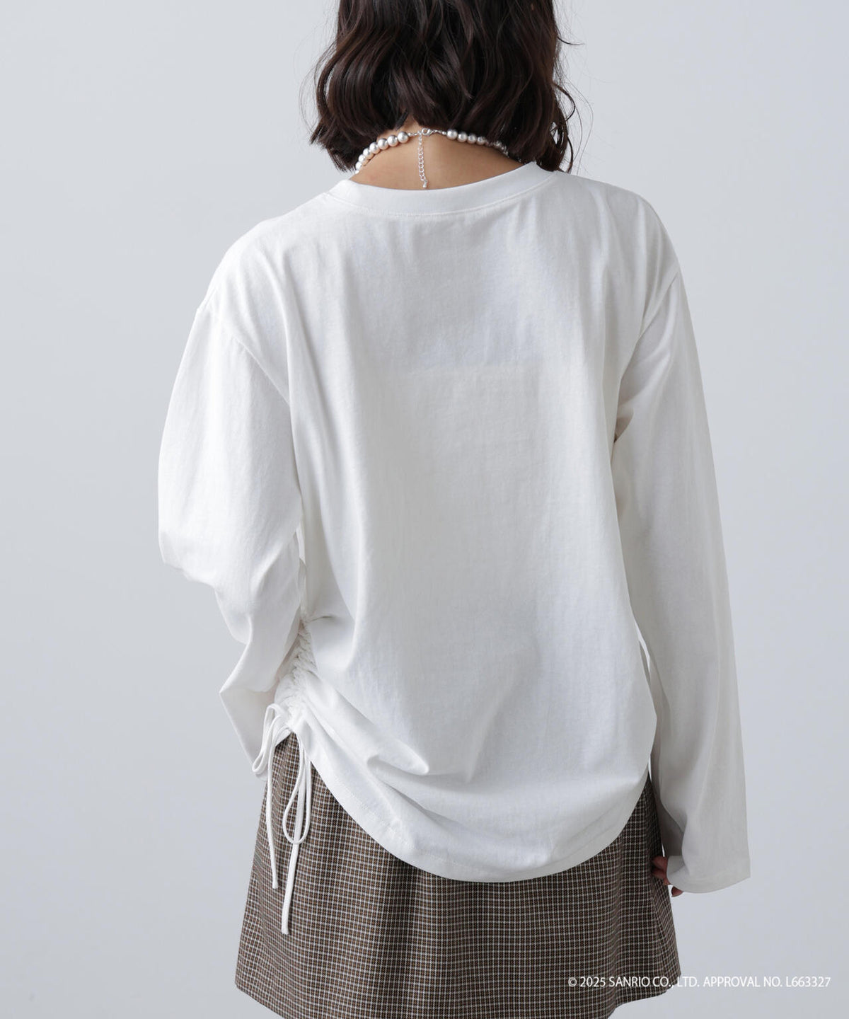 〈メロクロコラボ〉ロングTシャツ