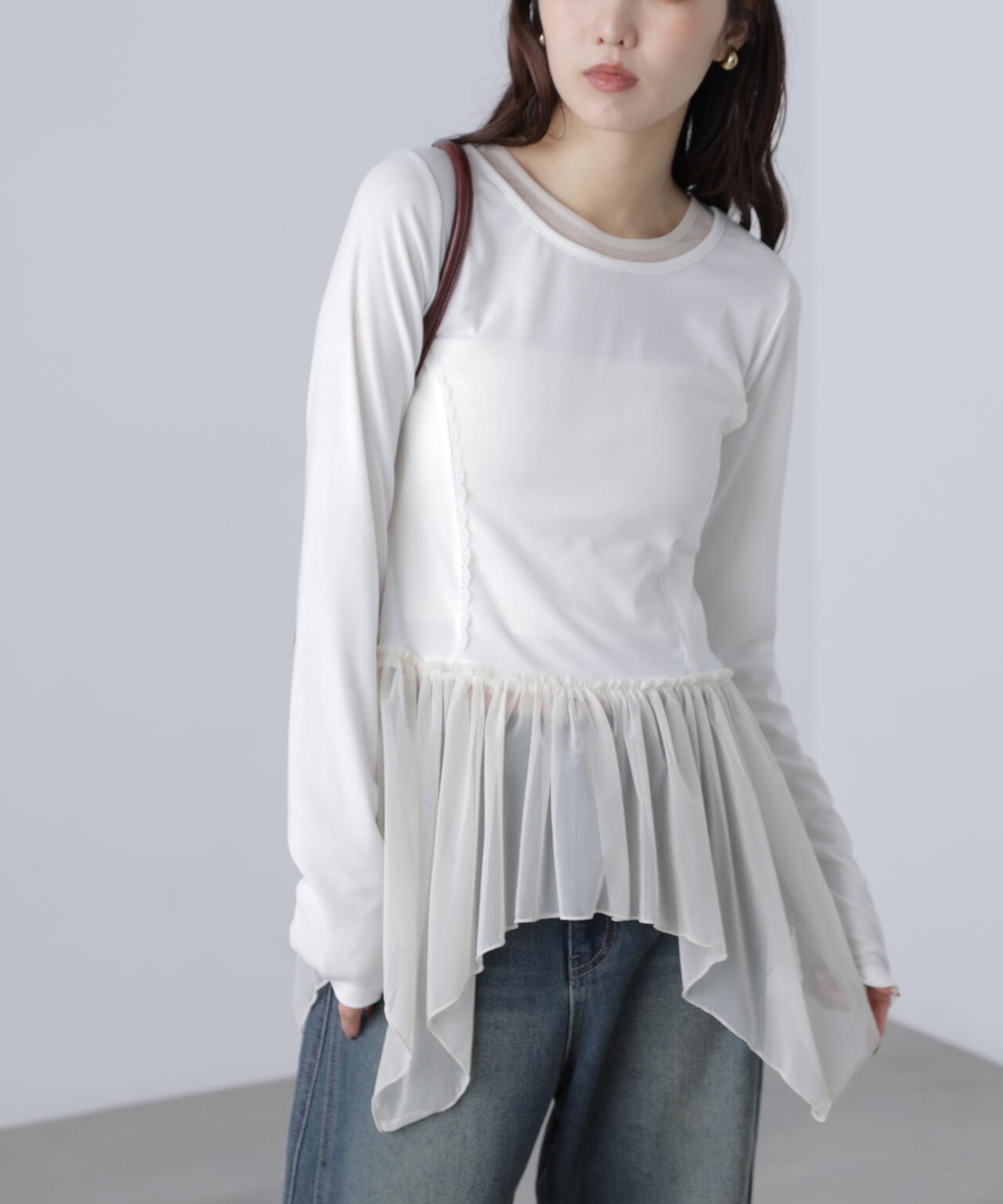 イレヘムチュールドッキングカットソー