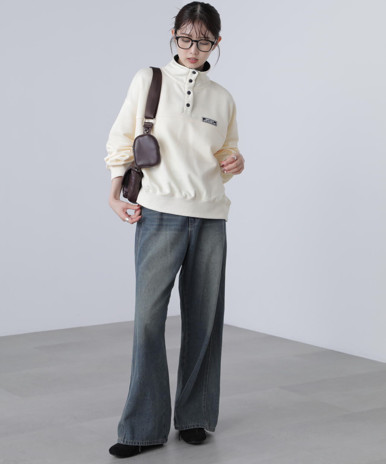 スタンドネックバイカラースウェット