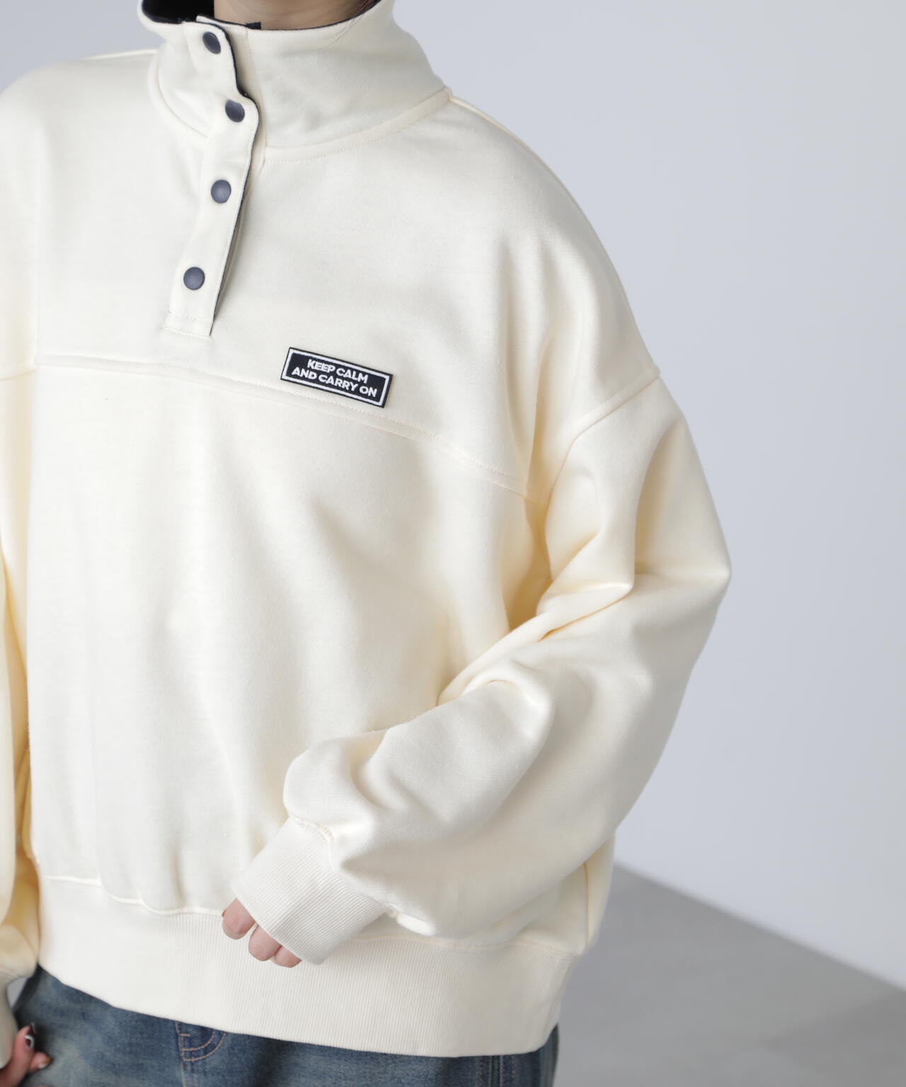 スタンドネックバイカラースウェット