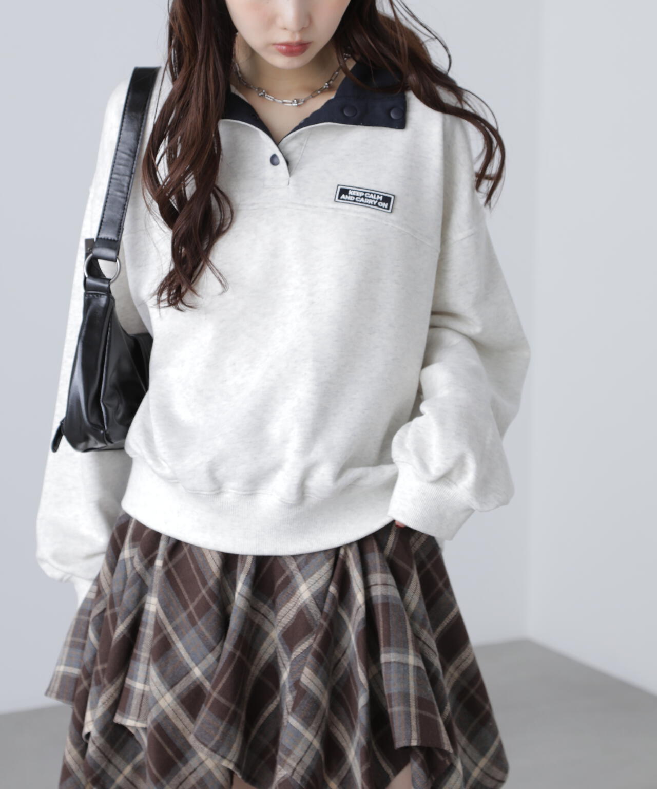 スタンドネックバイカラースウェット