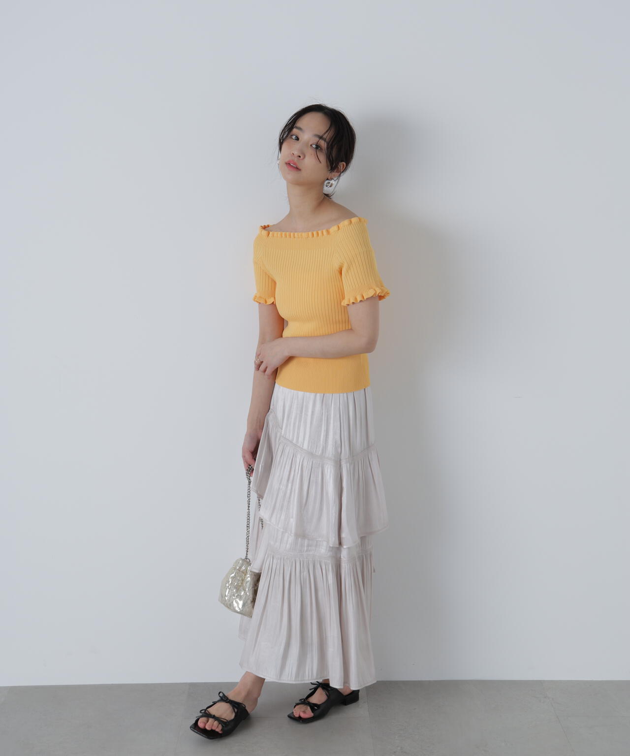 2wayオフショルフリルリブ半袖ニット