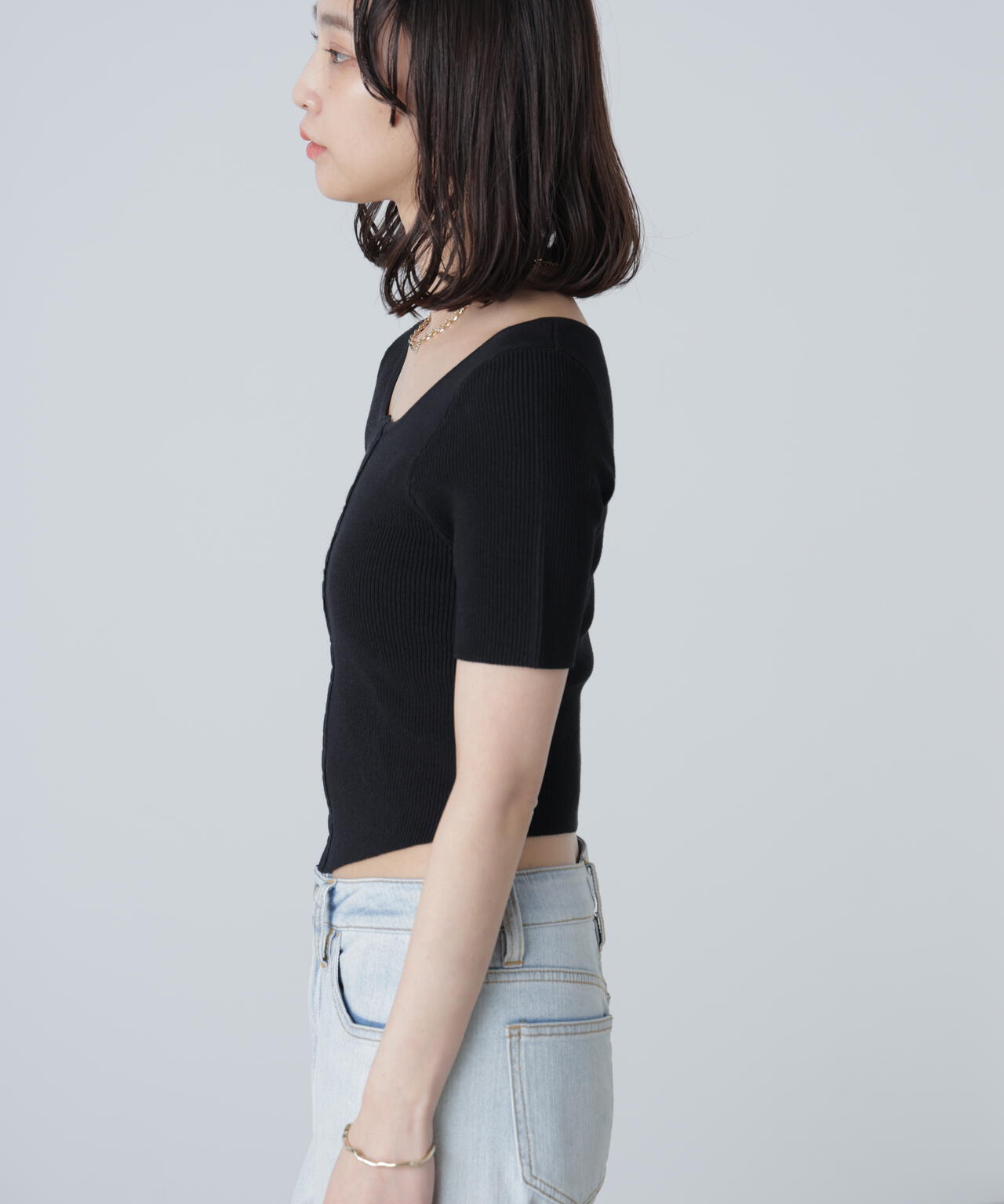 フロントホックリブニット