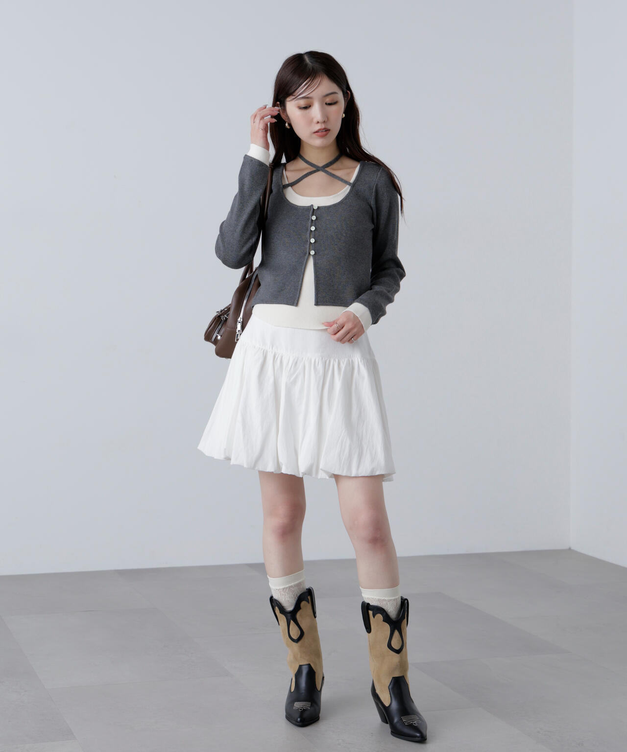 キャミレイヤードクルーネックニット