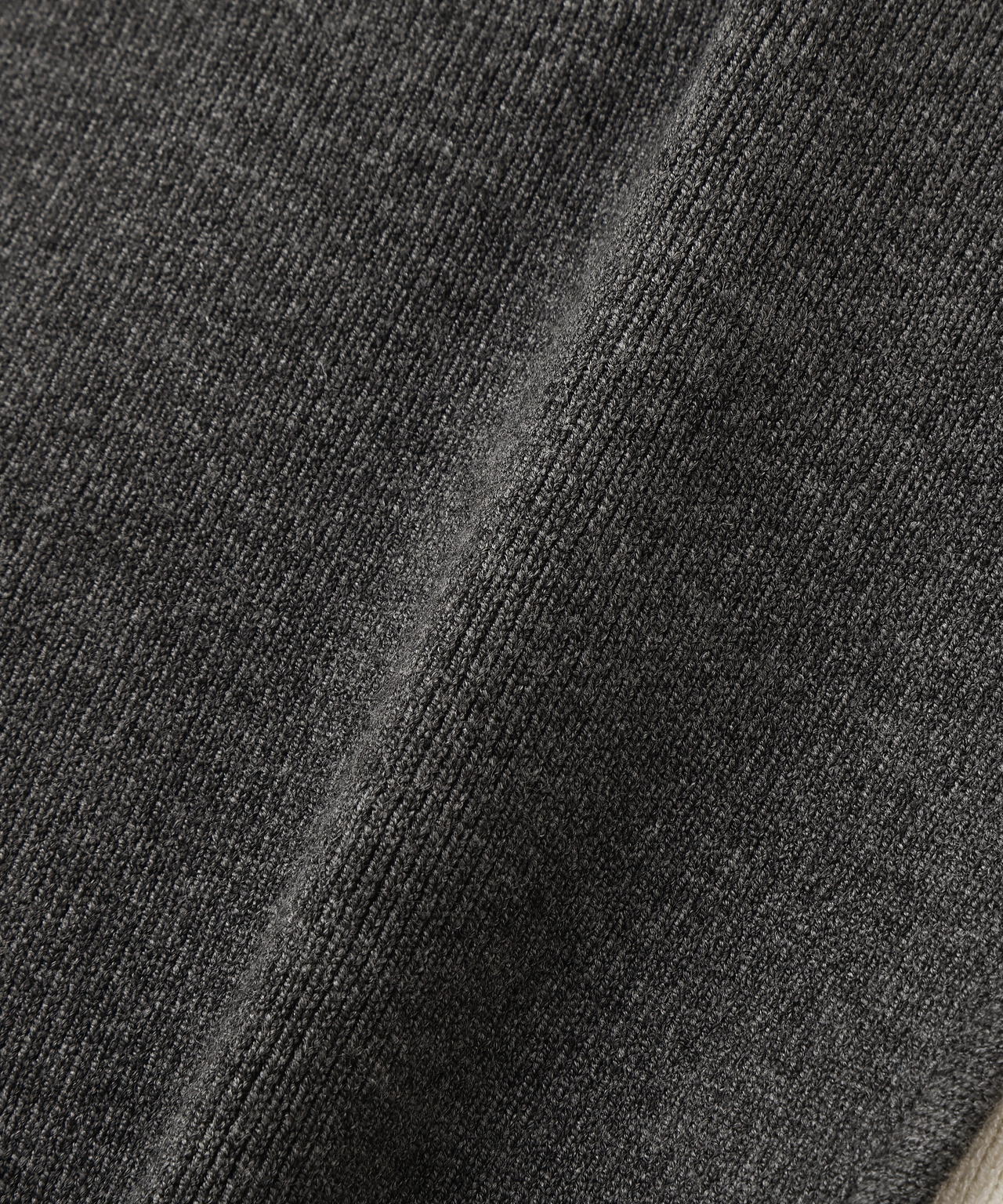 キャミレイヤードクルーネックニット