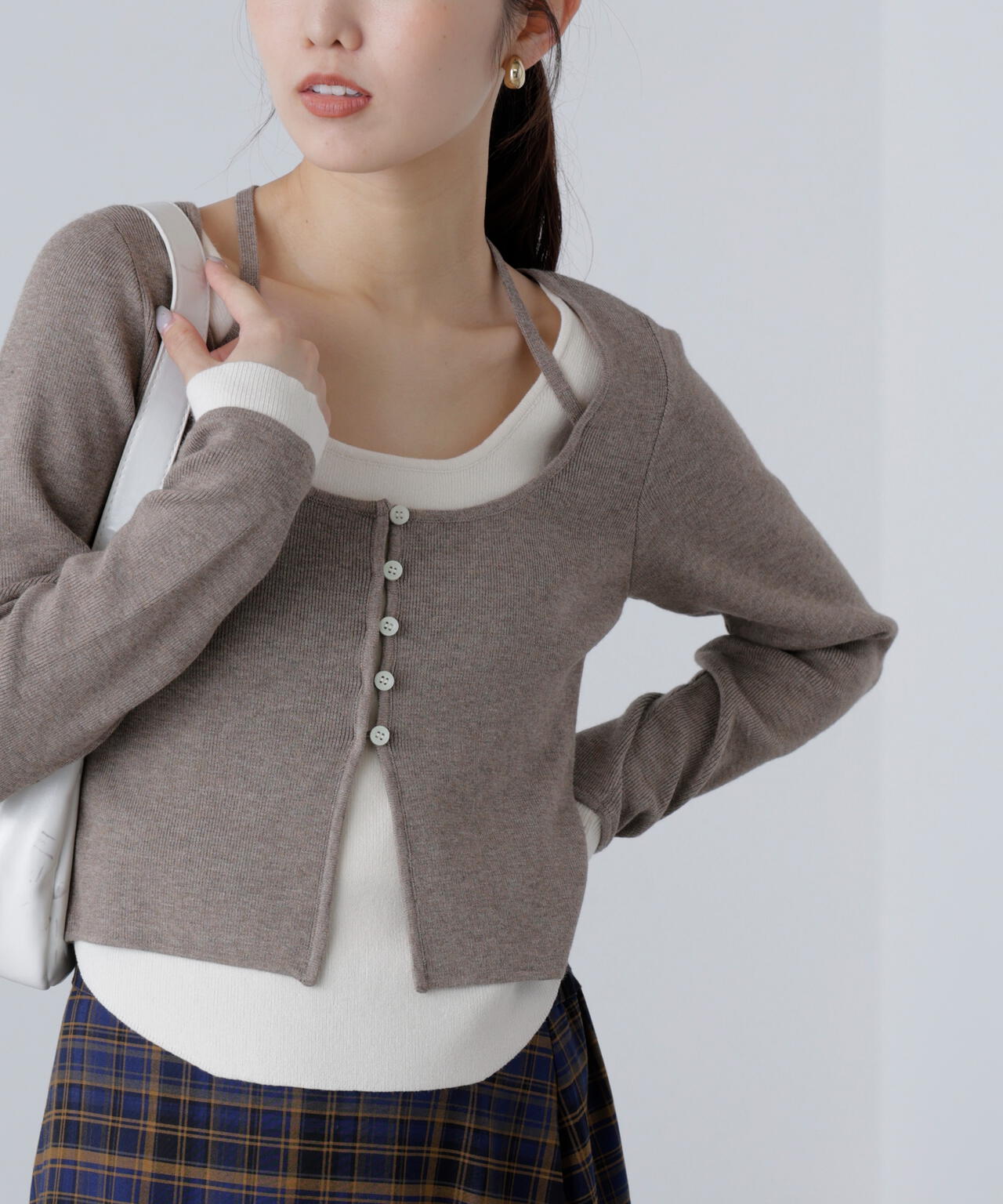 キャミレイヤードクルーネックニット
