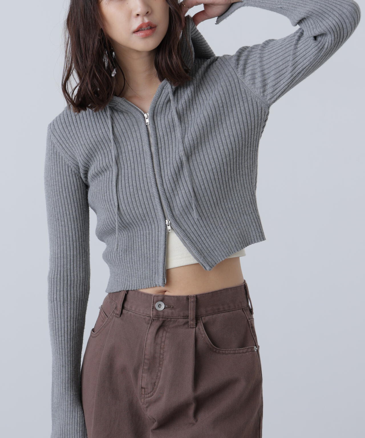 配色リブショート丈ニットパーカー