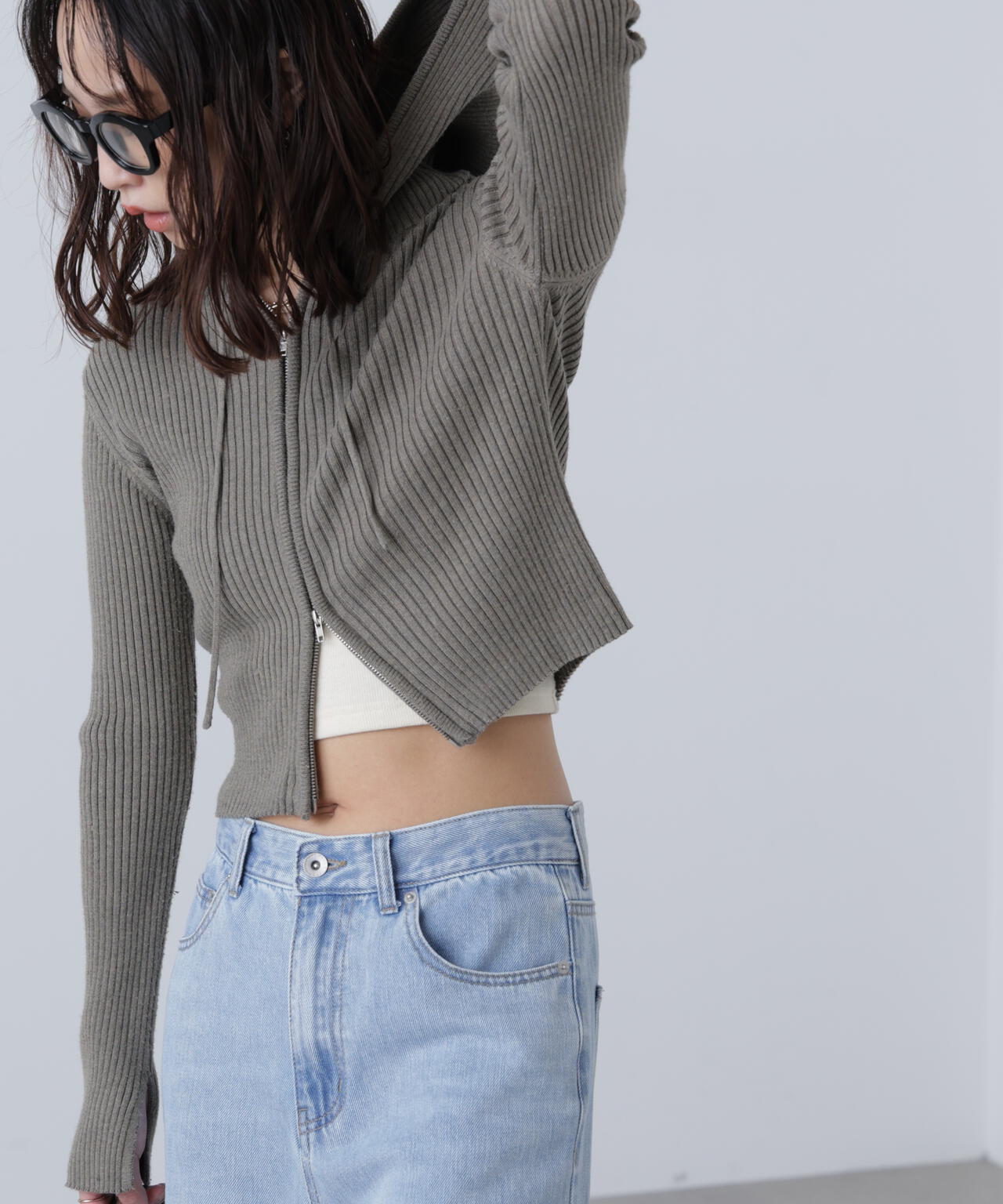 配色リブショート丈ニットパーカー