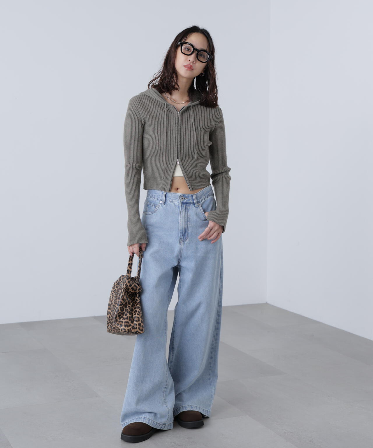 配色リブショート丈ニットパーカー