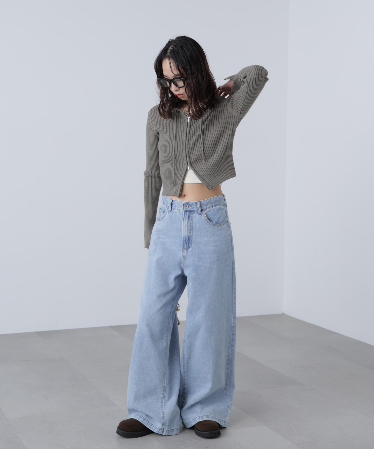 配色リブショート丈ニットパーカー