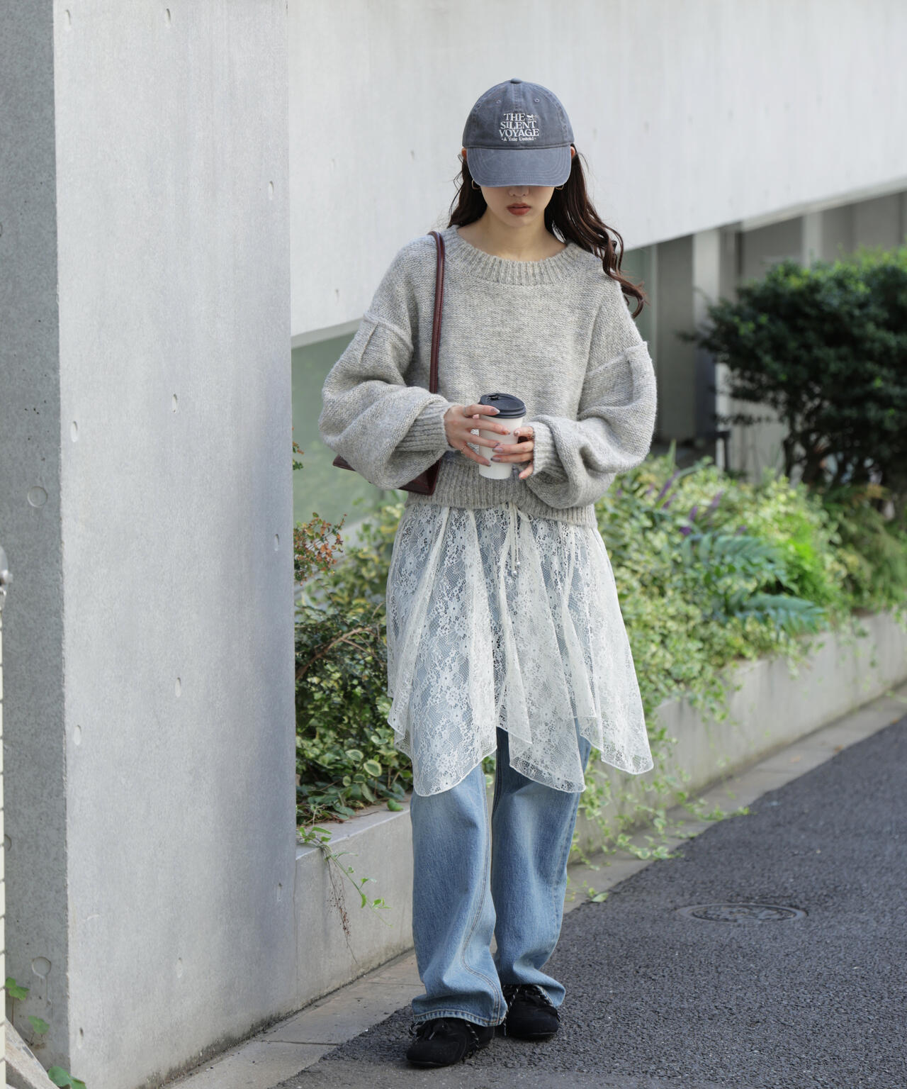 バックリボンショート丈ニット