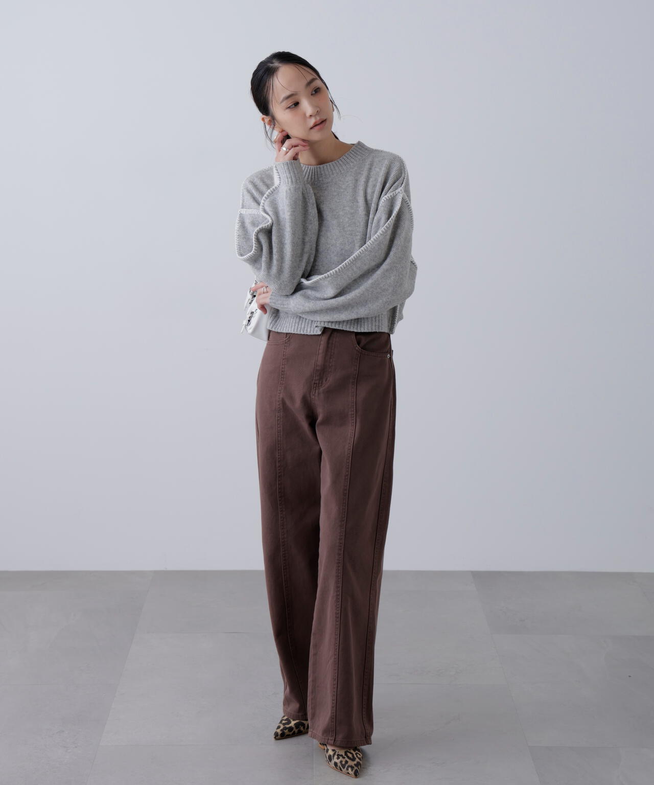 杢ストレッチ総針配色ステッチニット