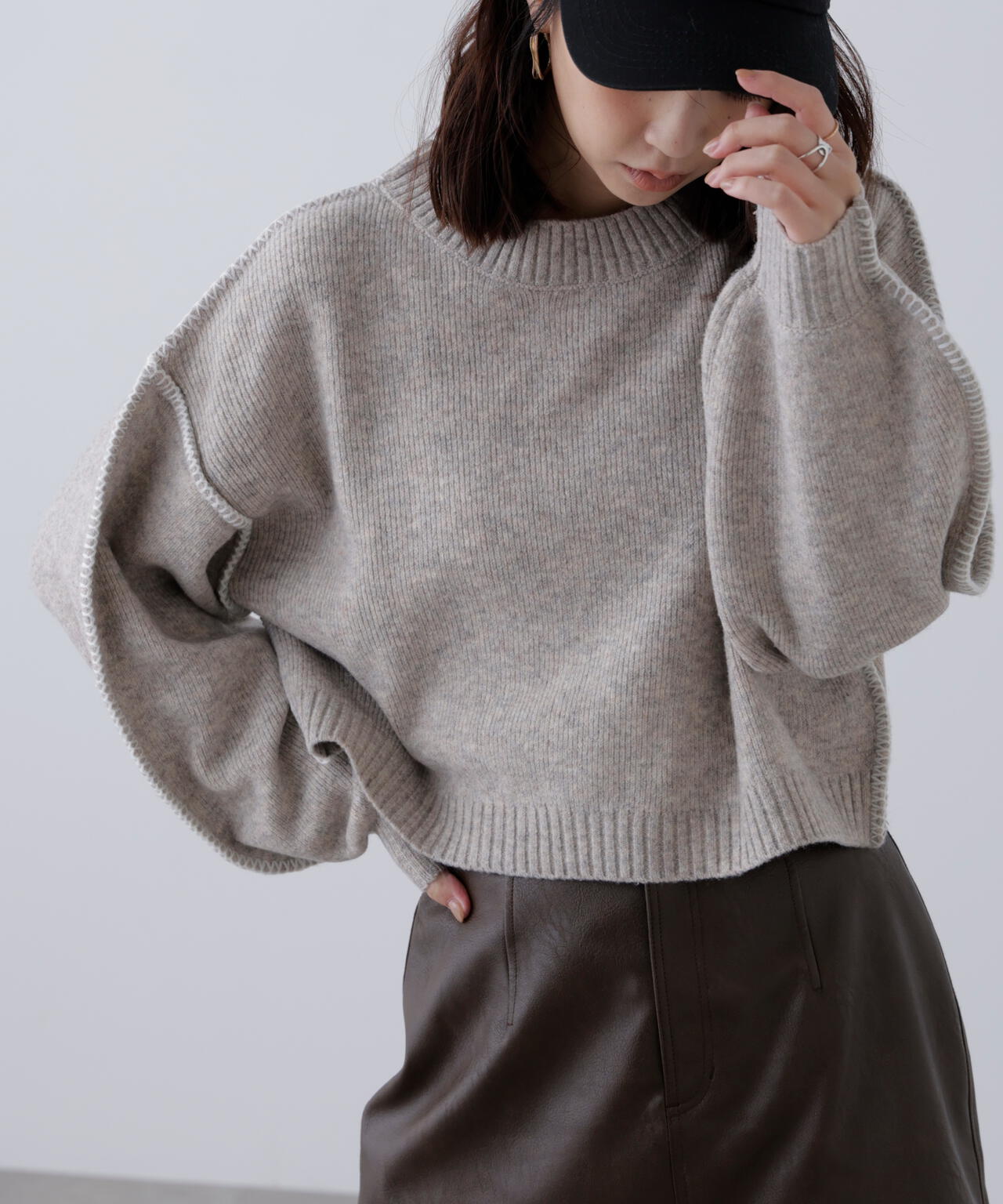 杢ストレッチ総針配色ステッチニット