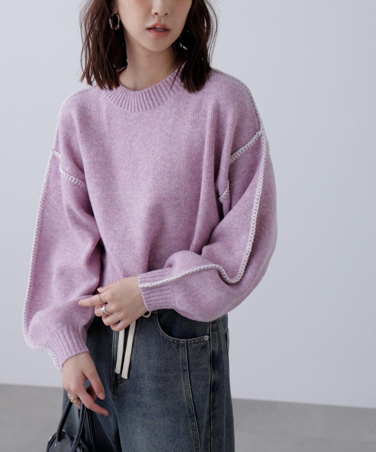 杢ストレッチ総針配色ステッチニット