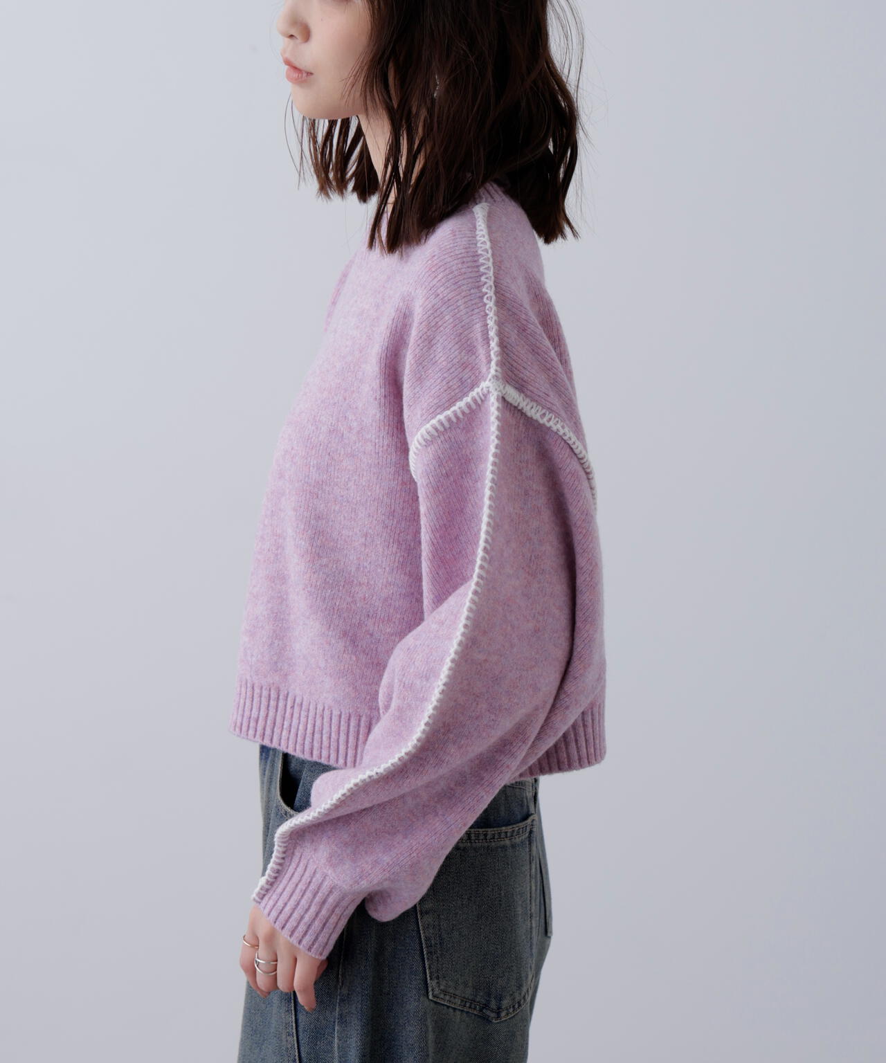 杢ストレッチ総針配色ステッチニット