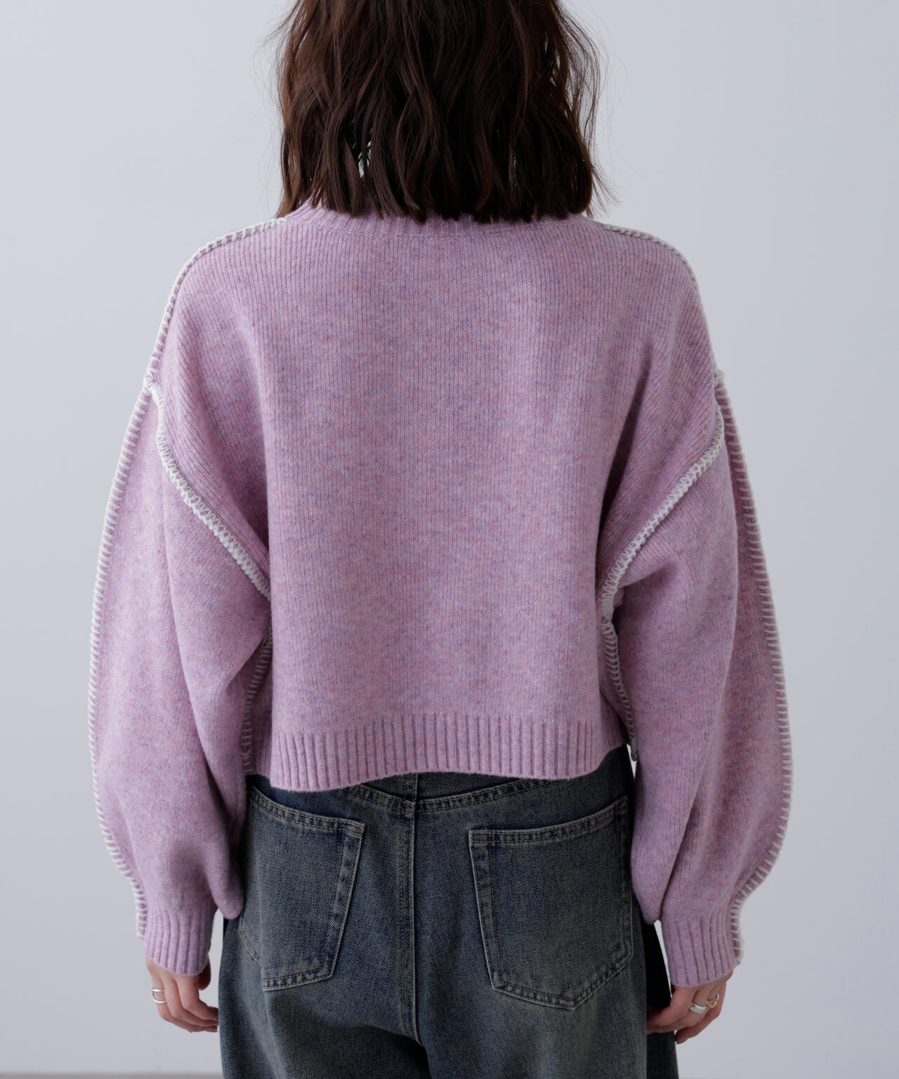 杢ストレッチ総針配色ステッチニット