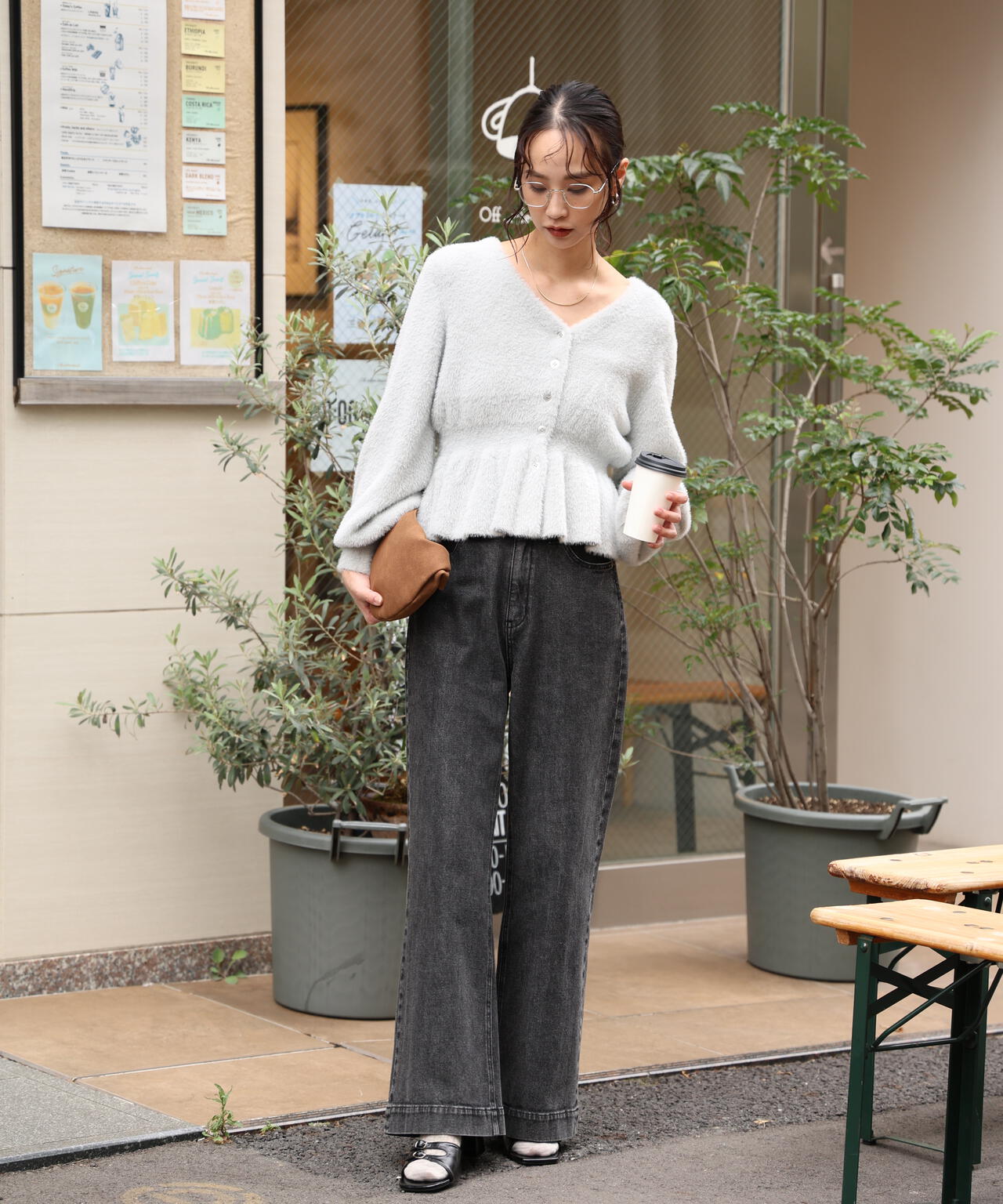 ショートシャギーペプラムニットカーディガン