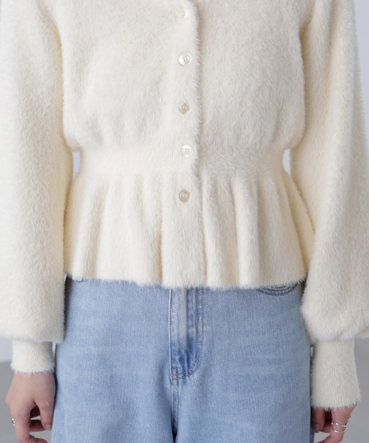 ショートシャギーペプラムニットカーディガン