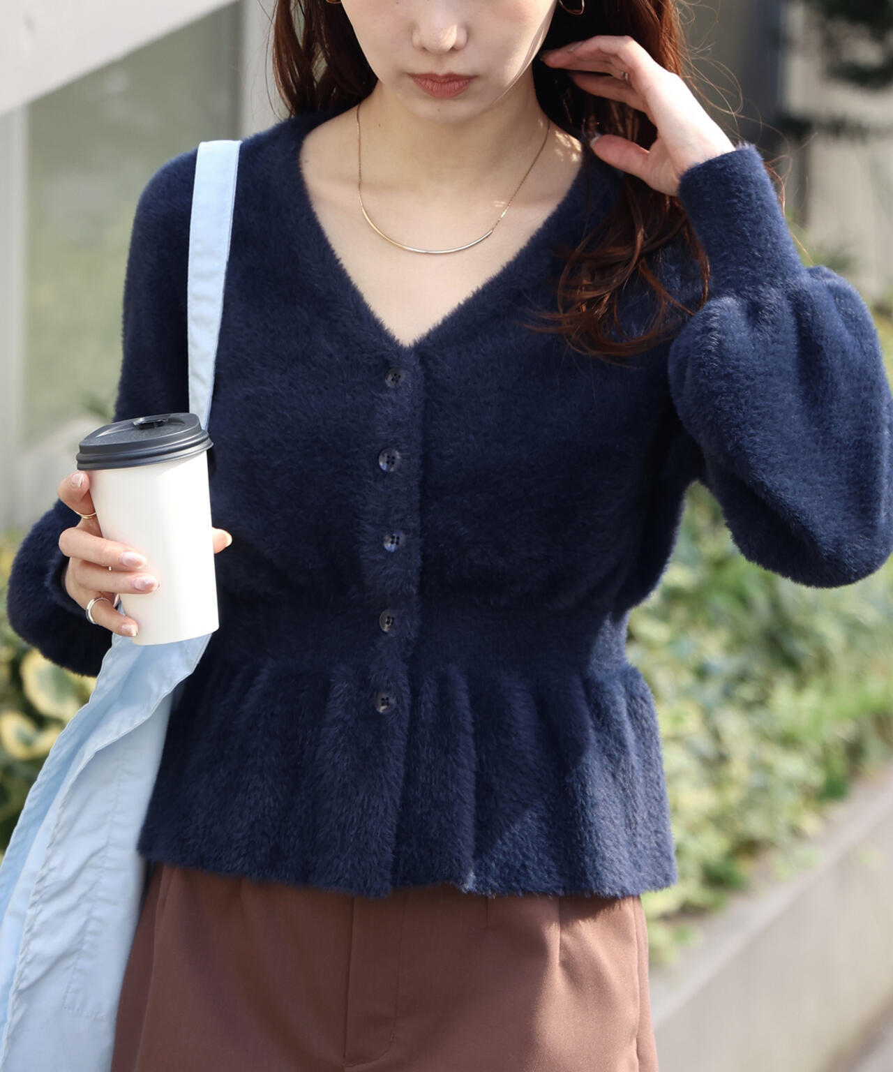 ショートシャギーペプラムニットカーディガン