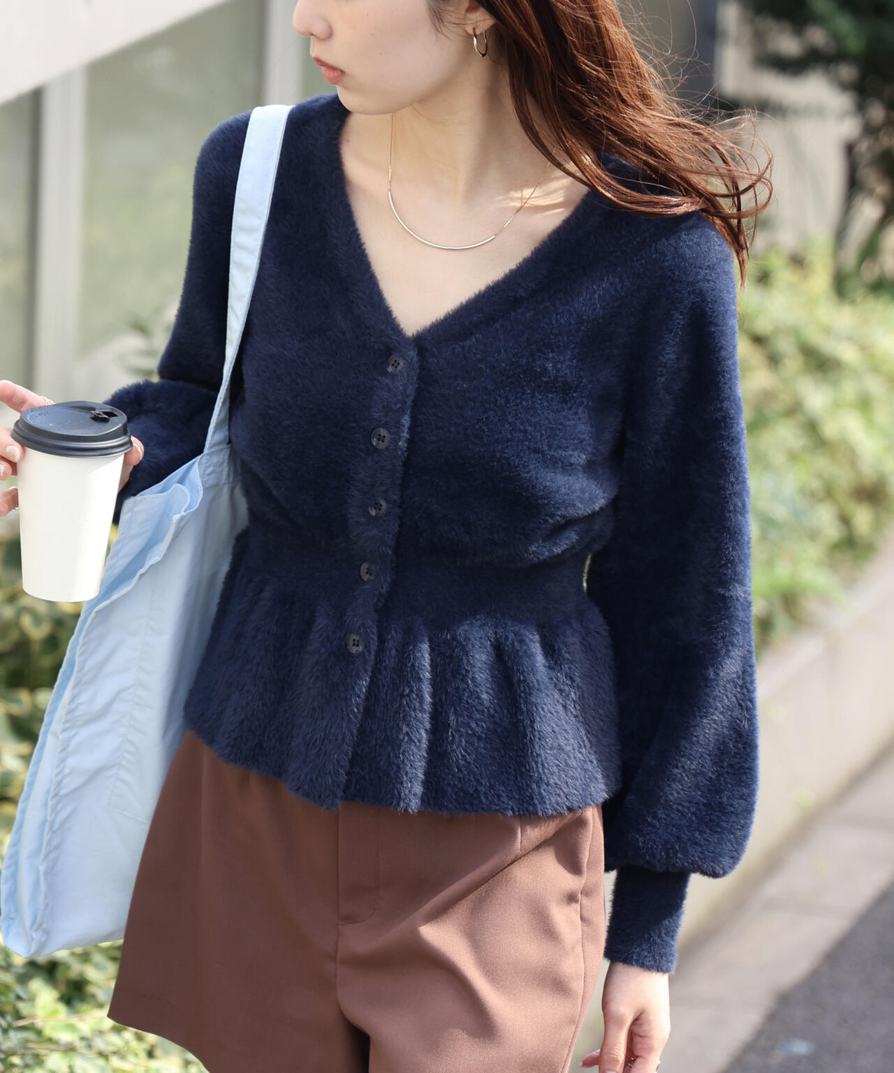 ショートシャギーペプラムニットカーディガン