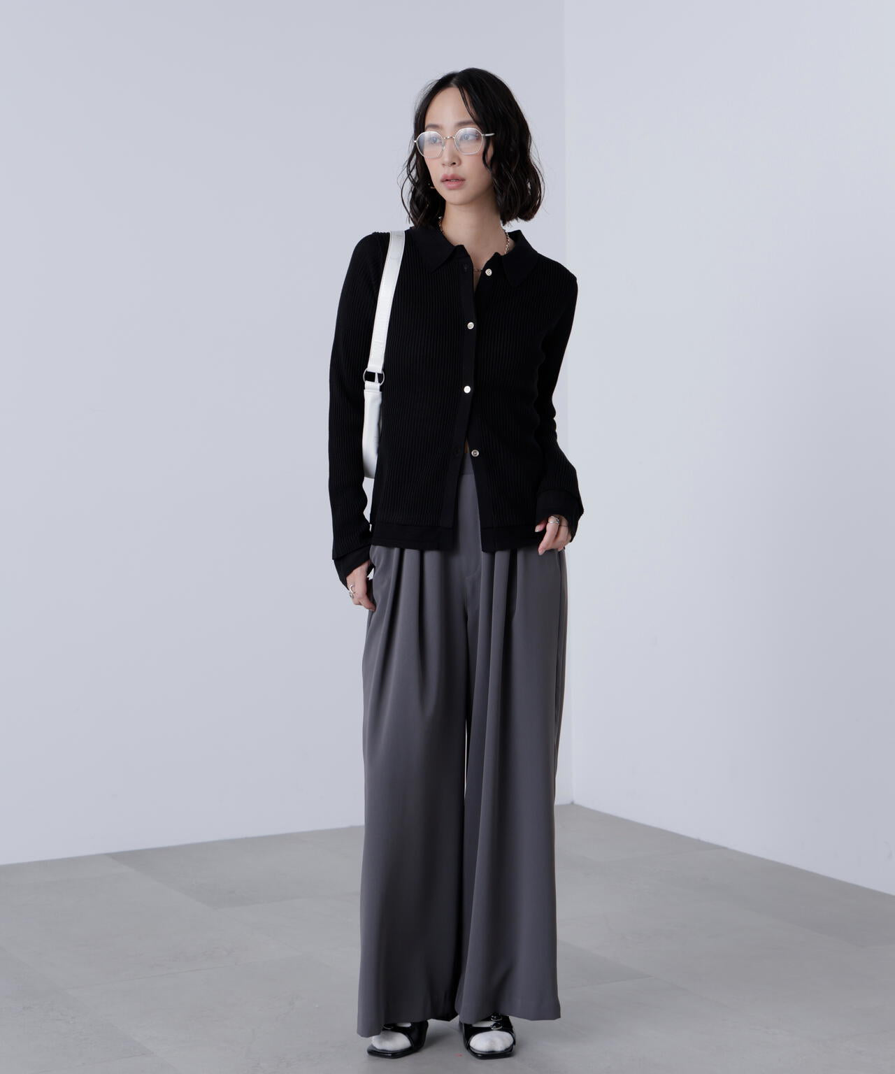 【MFM】金ボタン襟リブニット