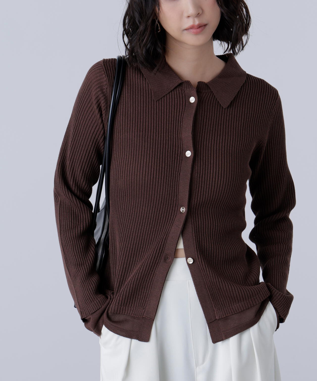 【MFM】金ボタン襟リブニット