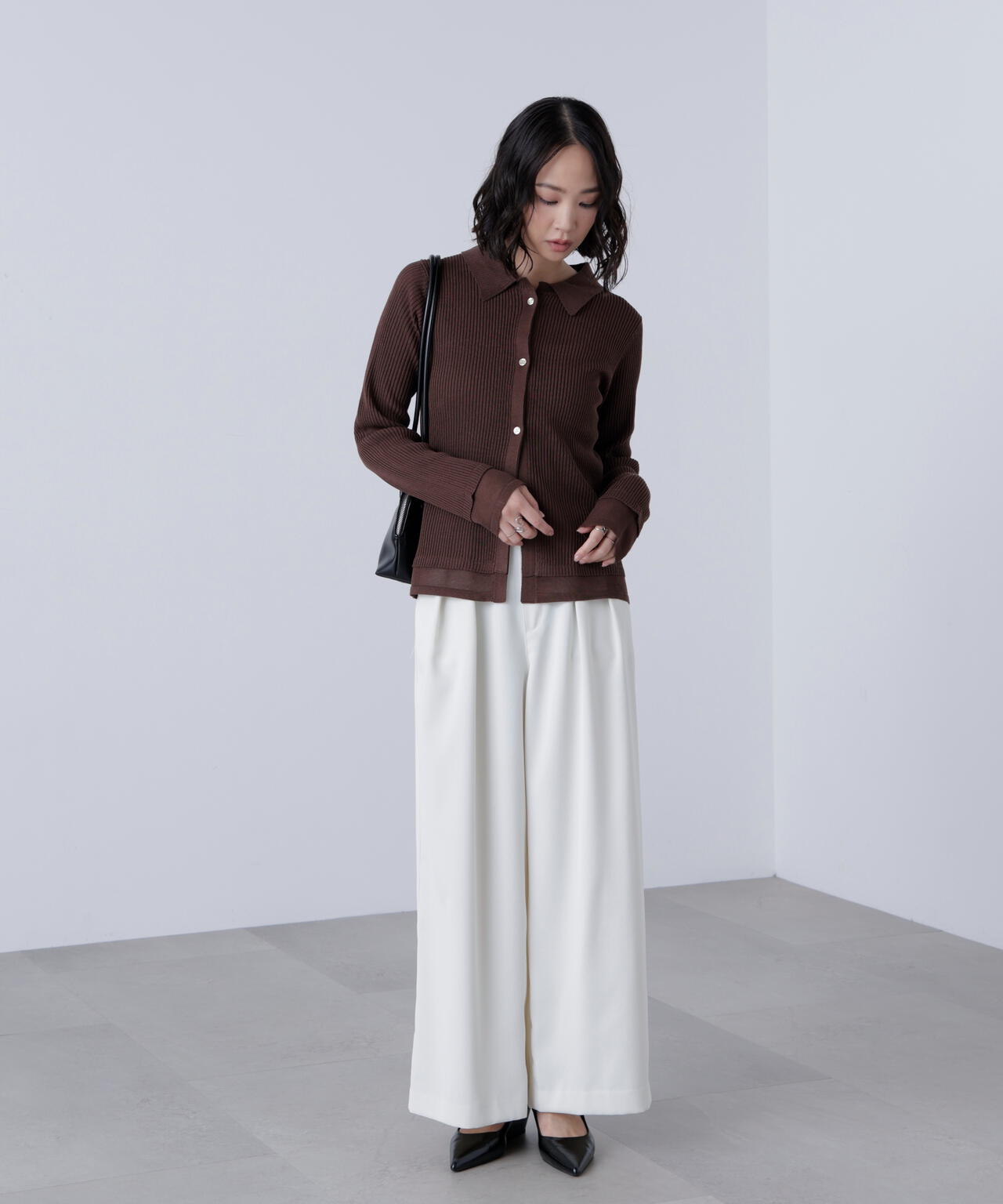 【MFM】金ボタン襟リブニット